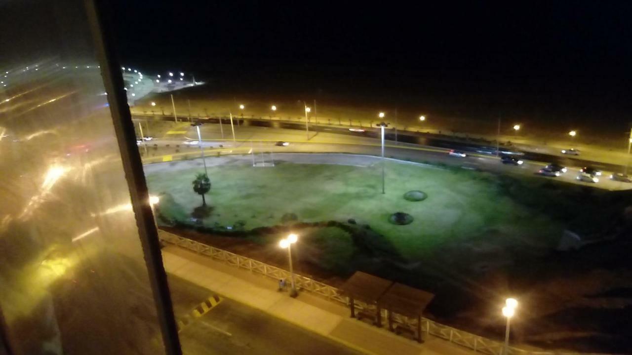 Blue Coast Lima Private Rooms Extérieur photo